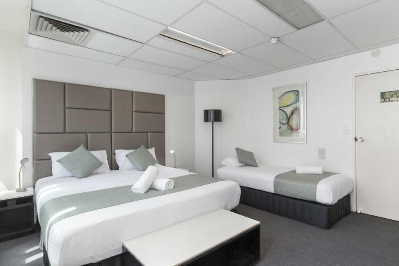 Hotel Cosmo On Bank à Adelaïde Extérieur photo